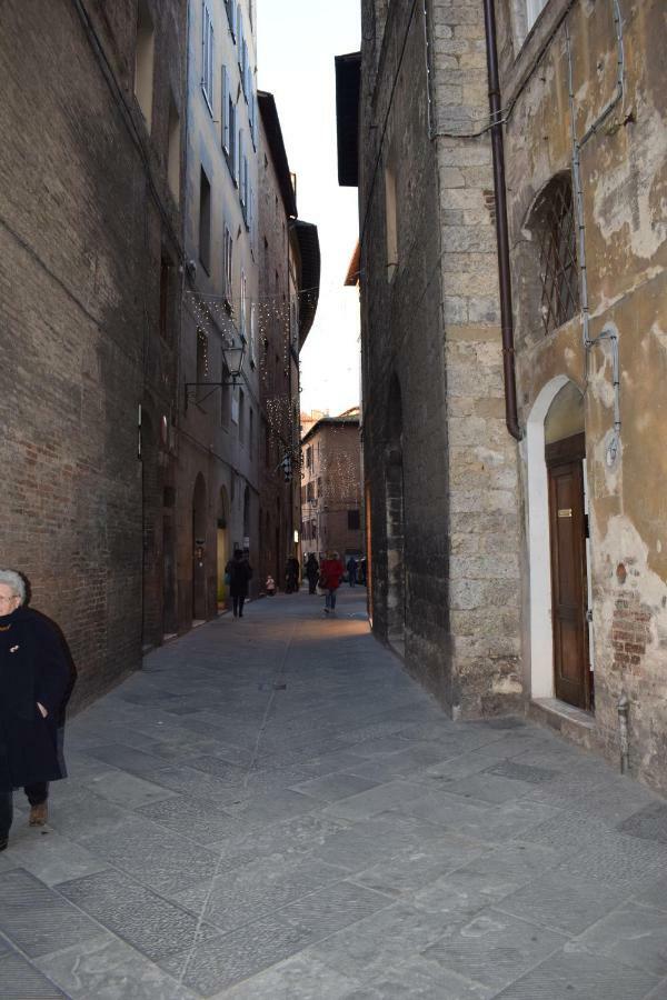 Siena Centro, Civetta Apartment Bagian luar foto